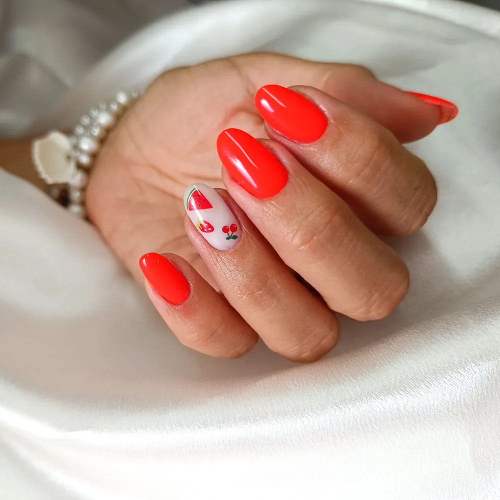 Nail extensions and gel polish by Veronika, Hvar