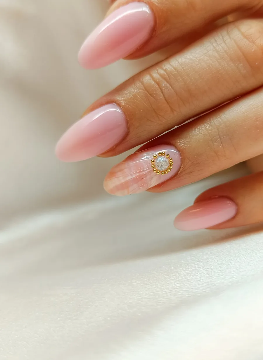 Nails — extensions and gel polish